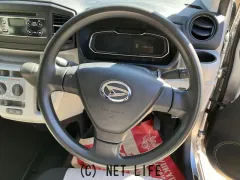 ダイハツ ミライース