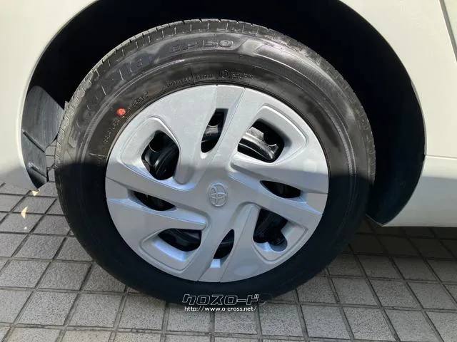 右後輪 トヨタ アクア