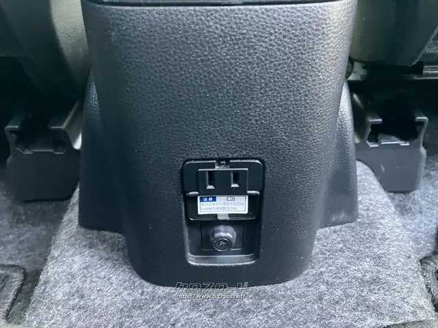 100V電源付き トヨタ アクア