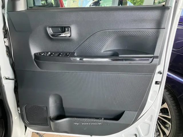 運転席側ドア ダイハツ タント