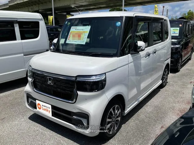 人気のパールホワイト ホンダ N-BOX