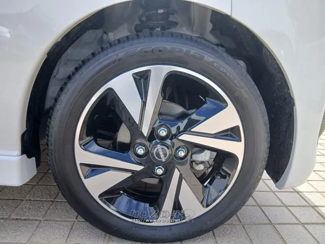 日産 デイズ