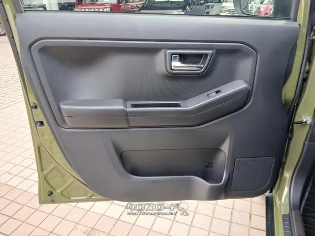 ダイハツ タフト