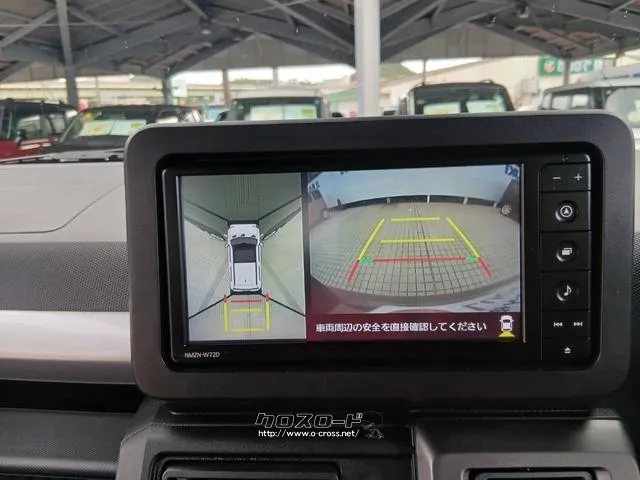 アラウンドビューモニター搭載で駐車も楽々♪ ダイハツ タフト