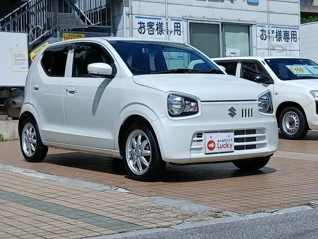 走行少ない目玉車 スズキ アルト