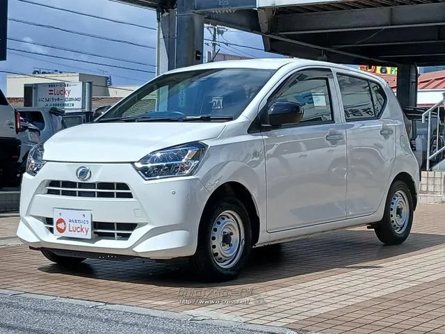 ダイハツ ミライース