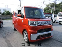 トヨタ ピクシスメガ