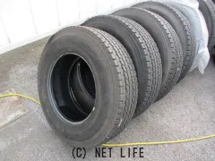 タイヤ NV350