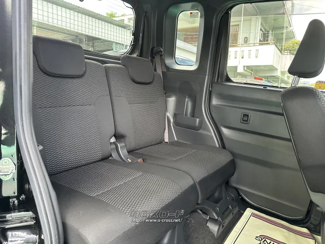 トヨタ ピクシスメガ