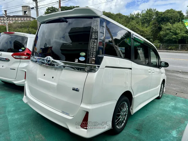 トヨタ ヴォクシー