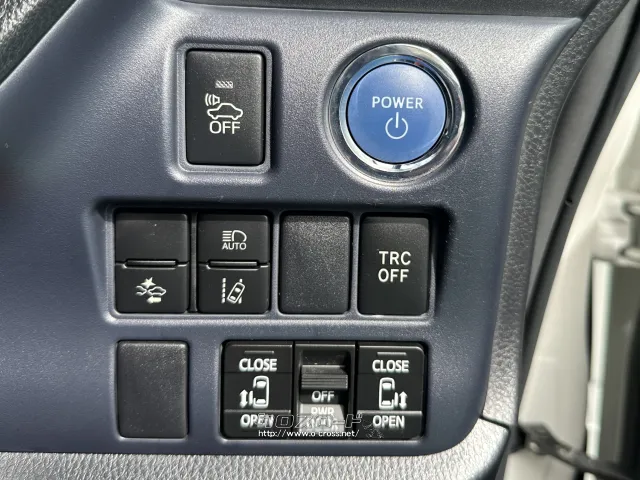 トヨタ ヴォクシー