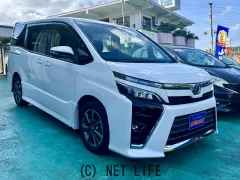 トヨタ ヴォクシー