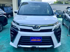 トヨタ ヴォクシー