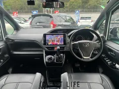 トヨタ ヴォクシー