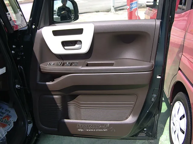 ホンダ N-BOX