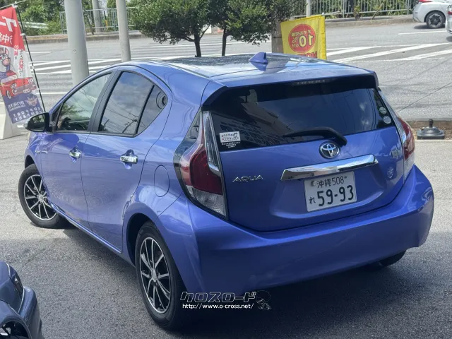 トヨタ アクア