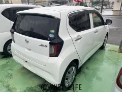 ダイハツ ミライース