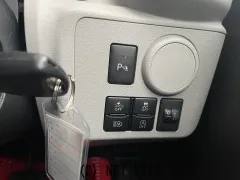 ダイハツ ミライース