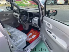 ダイハツ ムーヴ