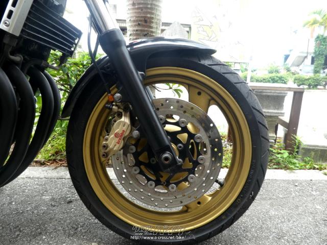 ヤマハ XJR400 人気のブラック!ゴールドホイールでバッチリ決まって 