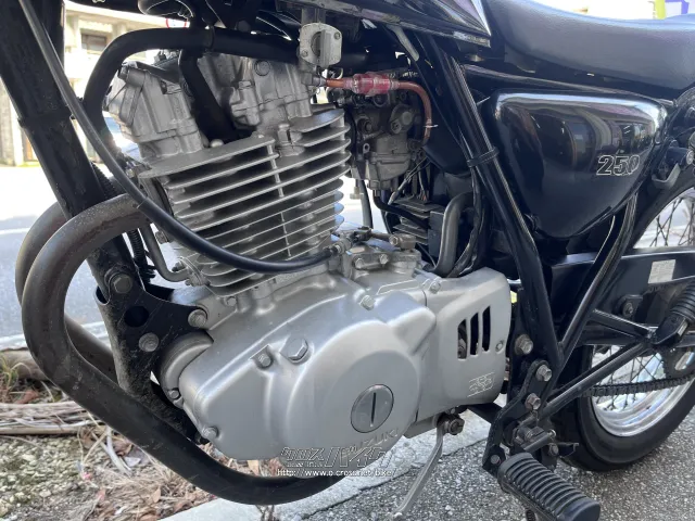 スズキ グラストラッカー