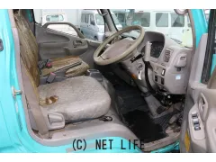 日野自動車 デュトロ