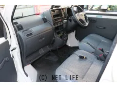 ダイハツ ハイゼットカーゴ