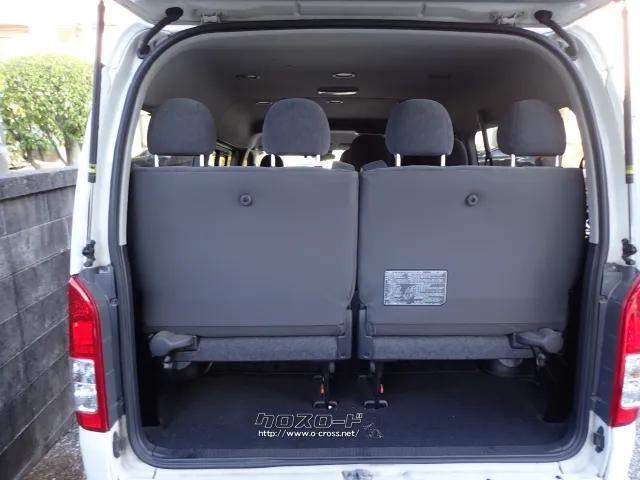 トヨタ ハイエース