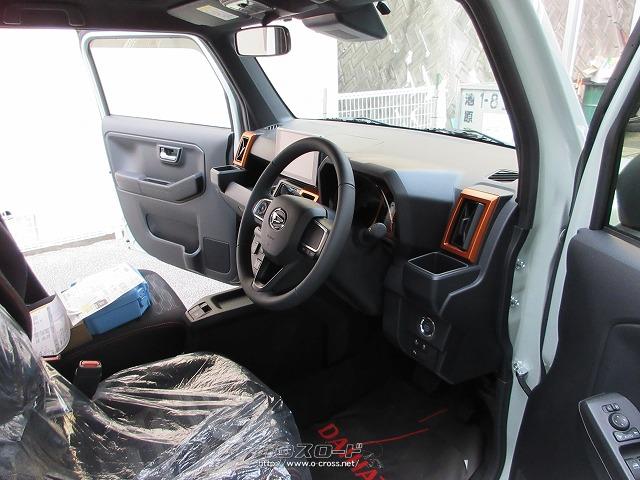 ダイハツ タフト