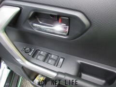 ダイハツ ロッキー