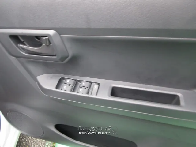 ダイハツ ミライース