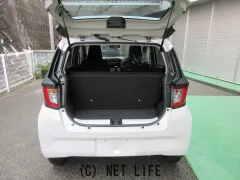 ダイハツ ミライース