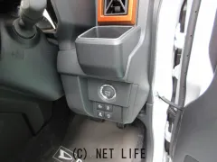 ダイハツ タフト