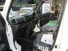 ダイハツ ハイゼットカーゴ