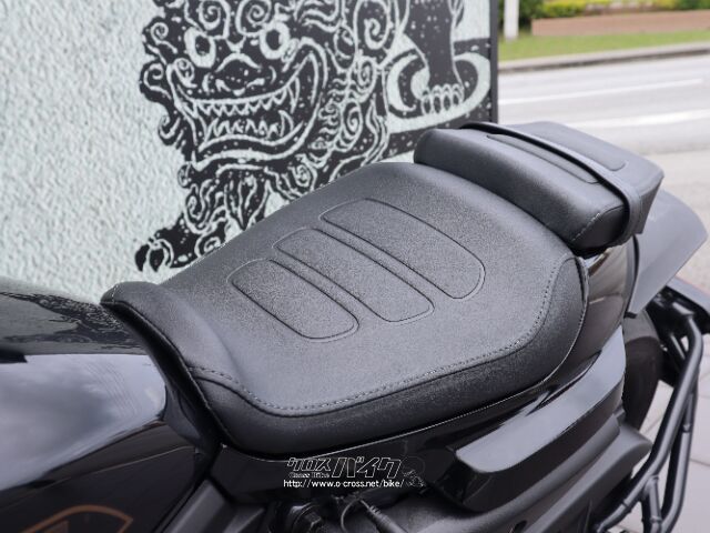 二人乗り使用の為、タンデムシート装備 ハーレーダビッドソン スポーツスター1200