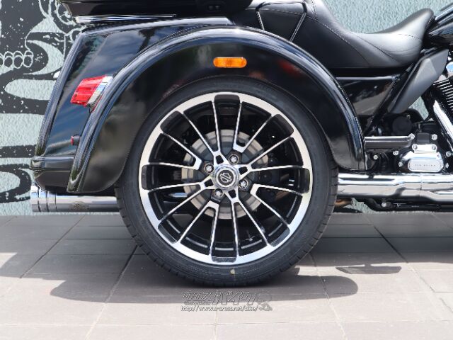 457mmリアホイール/2025年モデルはホイールデザインもさらにスタイリッシュ ハーレーダビッドソン トライク