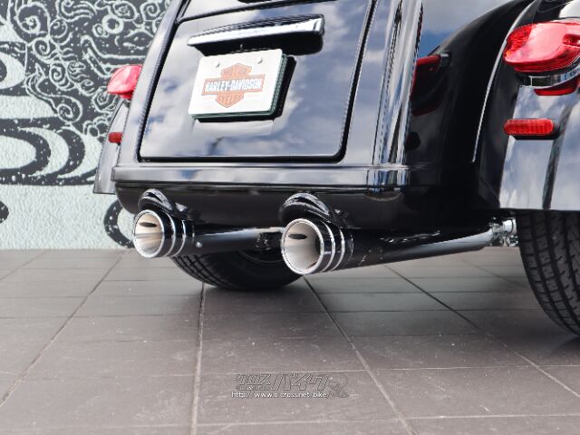 ボタン1つで音が変わる可変マフラー ハーレーダビッドソン トライク