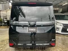 トヨタ ヴォクシー