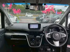 ダイハツ ムーヴ