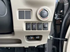 ダイハツ キャスト