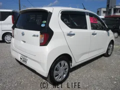 ダイハツ ミライース