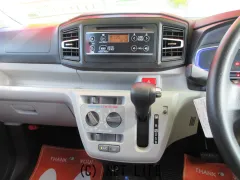 ダイハツ ミライース