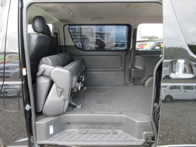 トヨタ ハイエースバン