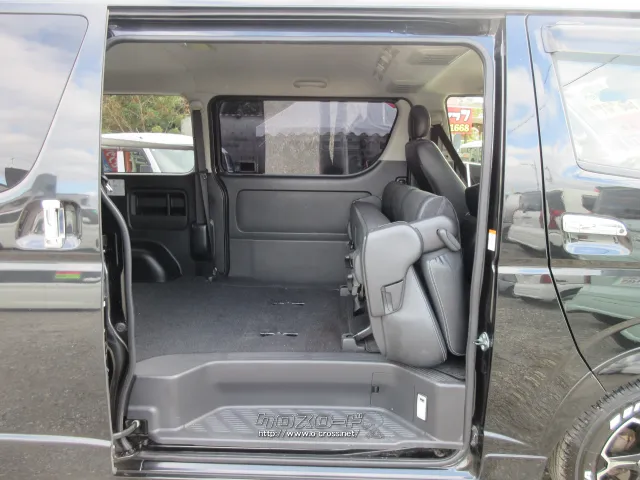 トヨタ ハイエースバン