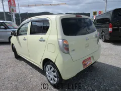 ダイハツ ミライース