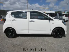 ダイハツ ミライース