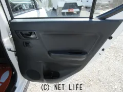 ダイハツ ミライース