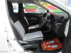 ダイハツ ミライース