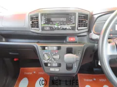 ダイハツ ミライース