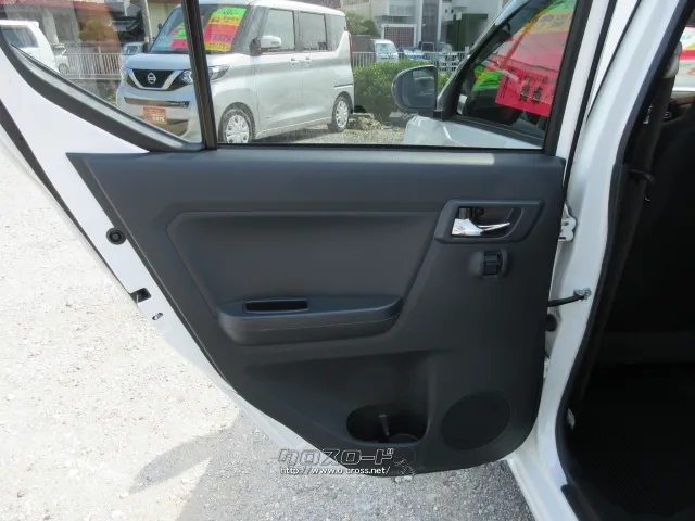 ダイハツ ミライース